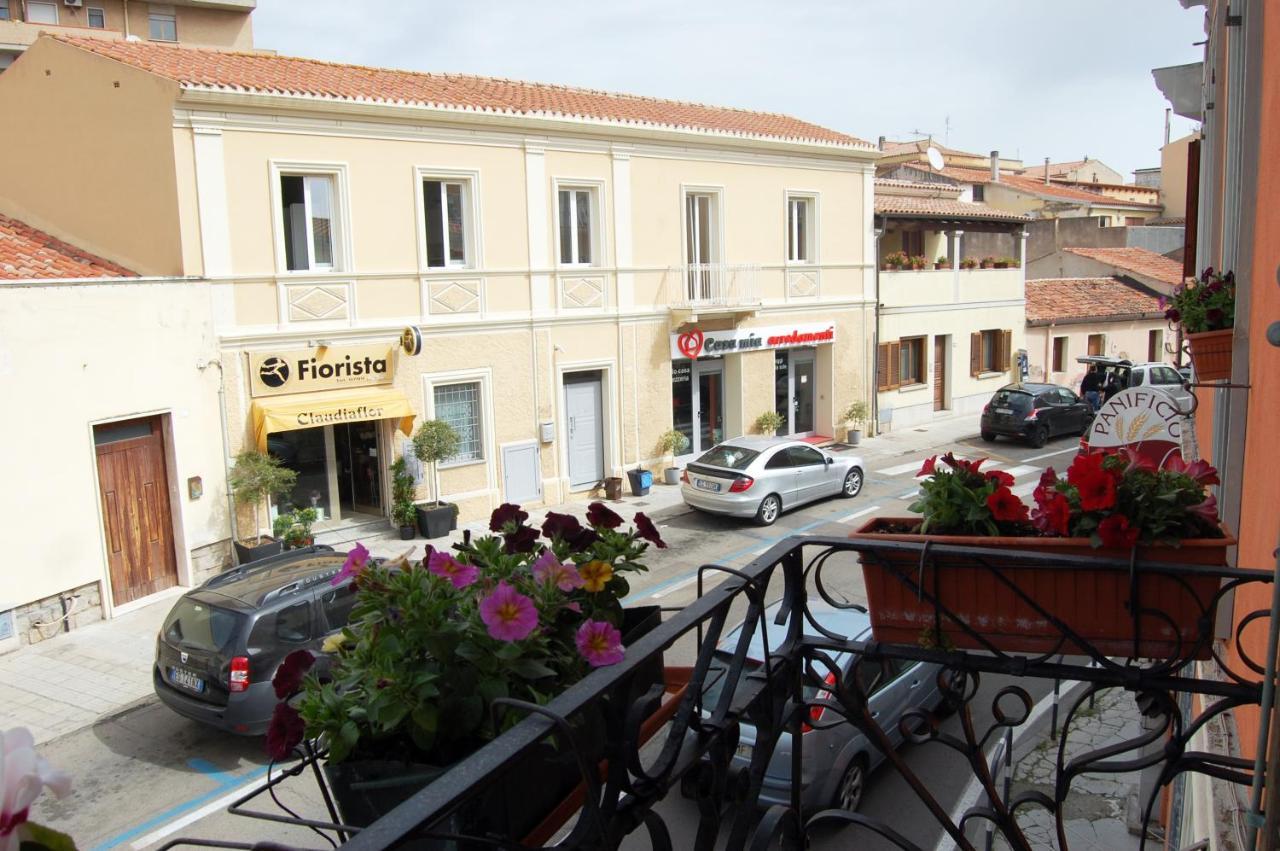 Casa Satta 1925 Hotel Olbia Exterior foto